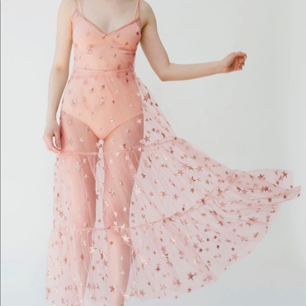 🌟 LIRIKA MATOSHI Stars in Her Eyes dress in Pink NWOT 🌟
